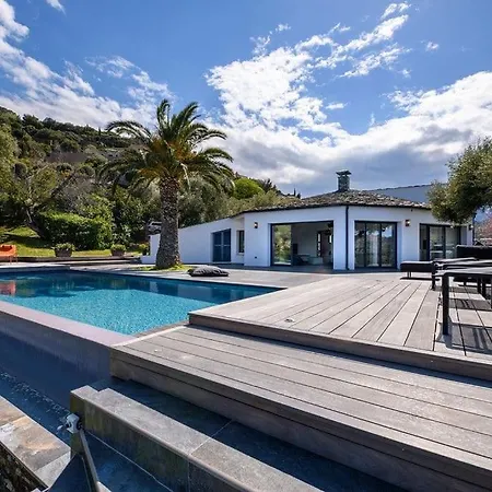 Vila Les Terrasses De Fromentica