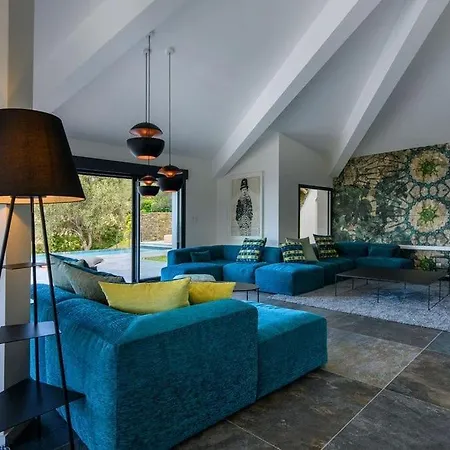 Les Terrasses De Fromentica