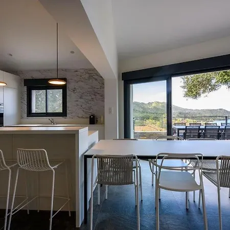 Les Terrasses De Fromentica Villa