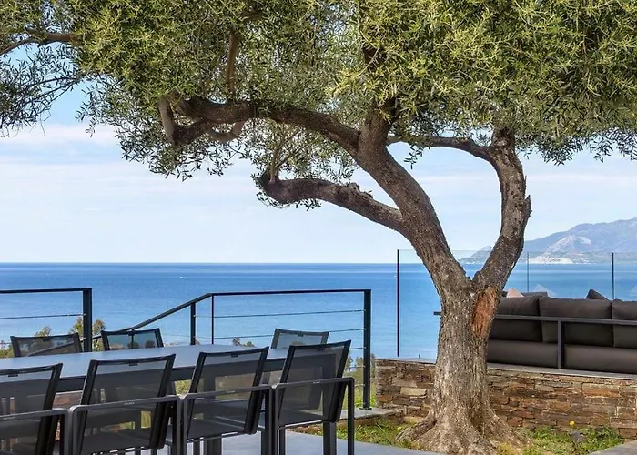 Les Terrasses De Fromentica Villa *