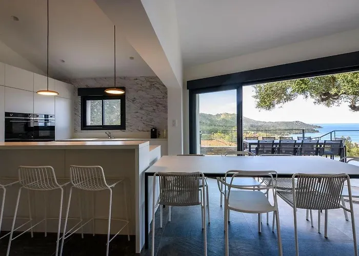 Les Terrasses De Fromentica Villa